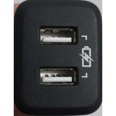 Tomada Dupla Usb Gm Onix Plus (26213272)